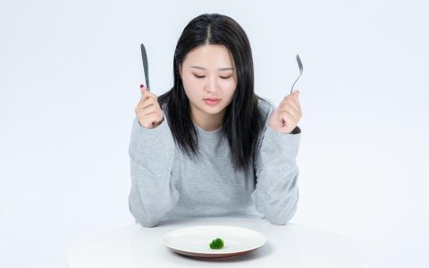 为什么节食减肥容易反弹，节食反弹的原因是什么