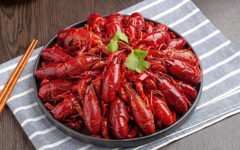 小龙虾和什么不能一起吃？食物搭配禁忌全攻略