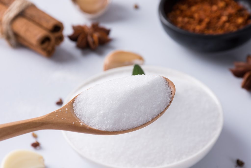 健康成人每天吃盐的上限是多少克？