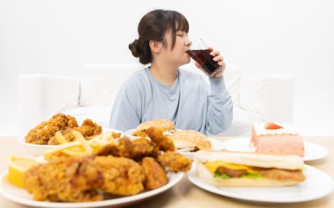 体寒虚胖的人怎么减肥最快？健脾祛湿+温阳减肥法